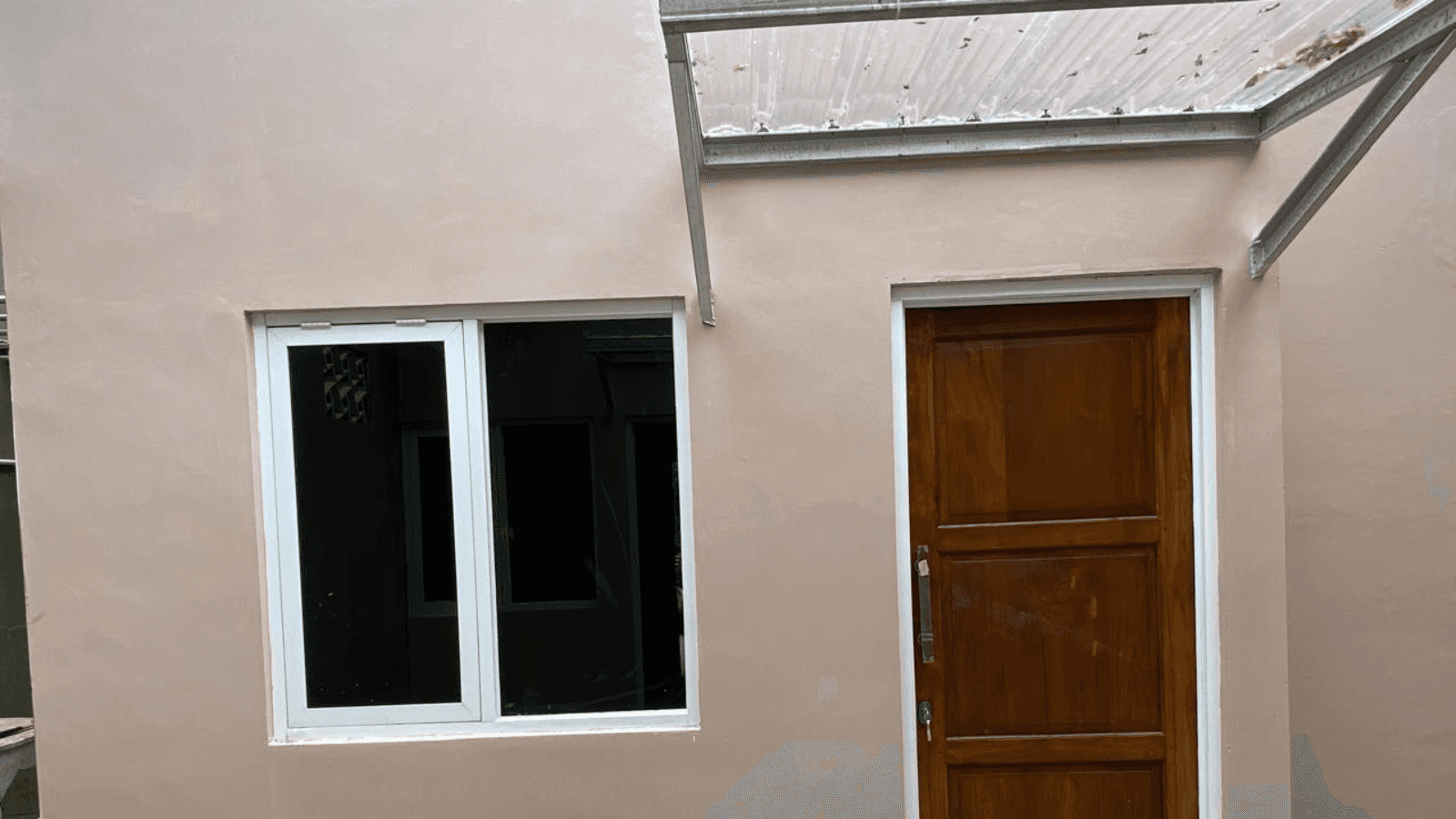 Embun foto 4 galeri kost Laweyan Solo Rumah Labuh