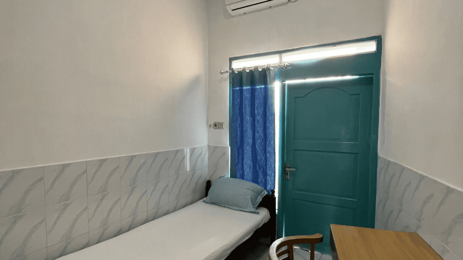 Edelweis foto 2 galeri kost Laweyan Solo Rumah Labuh