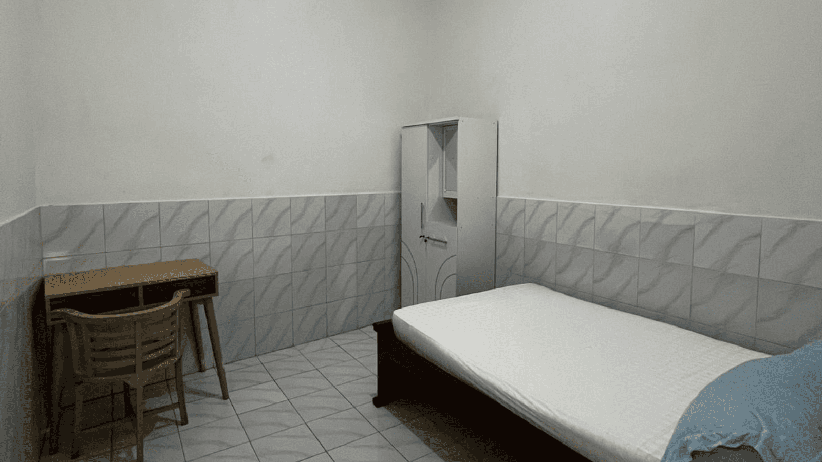 Freesia foto 4 galeri kost Laweyan Solo Rumah Labuh