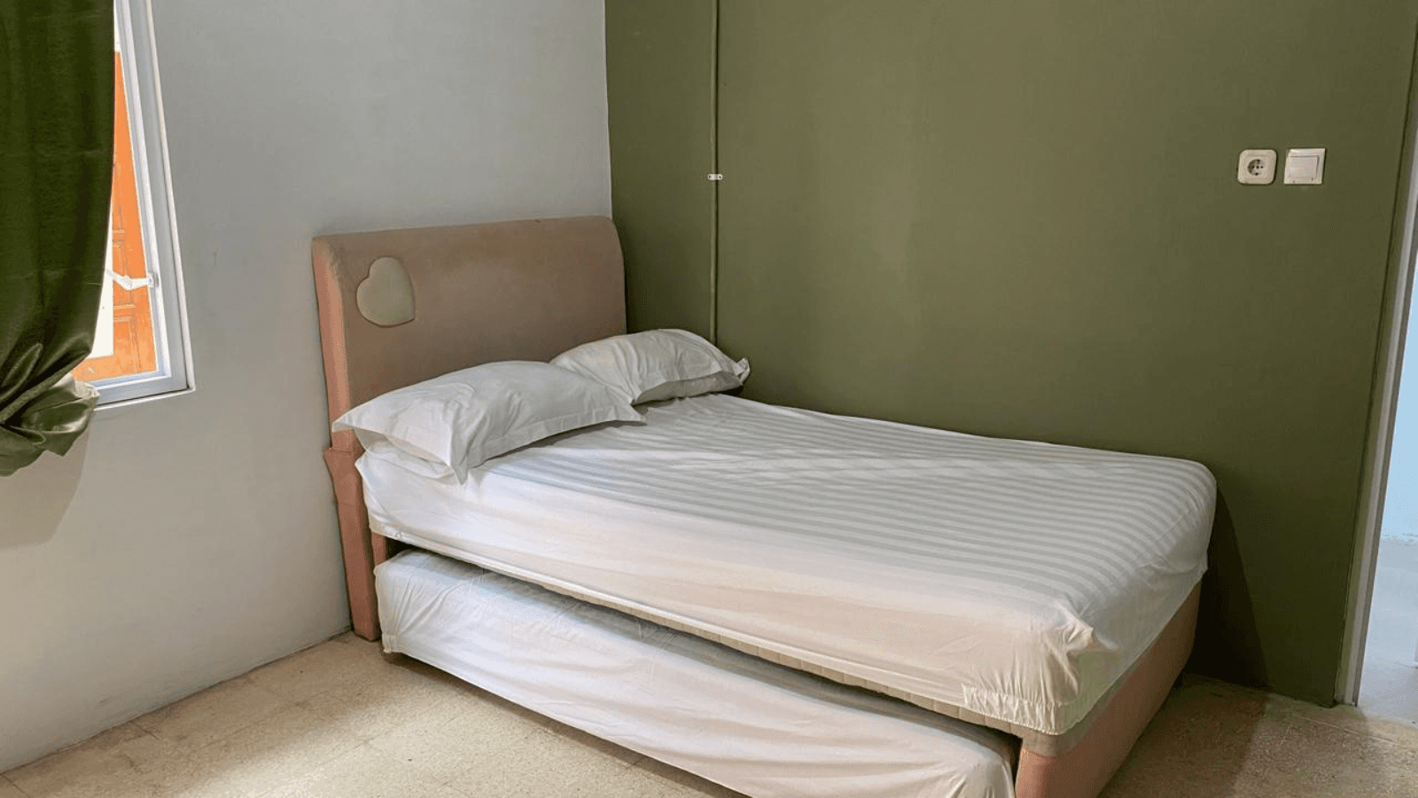 kamar kost telaga labuh banyu laweyan solo 13.5m²
