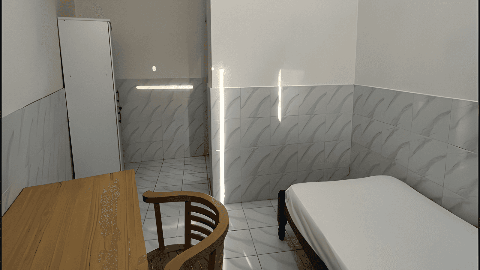 kamar kost edelweis labuh biru laweyan solo 13.5m²